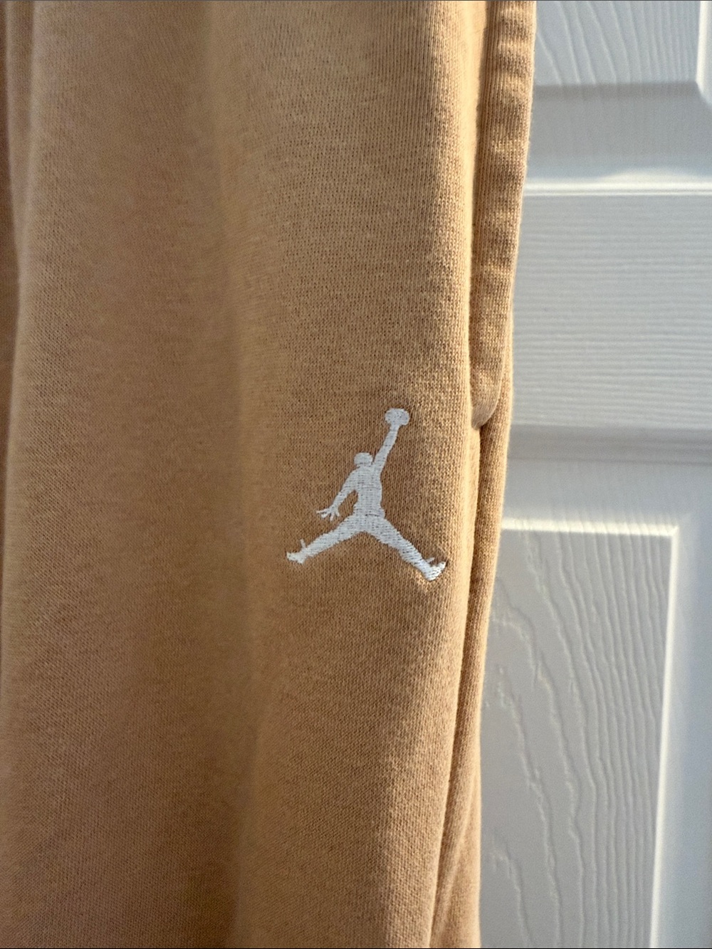 Jordan Kids Brown Tan Sweatpants with White Jumpman - Picture 2 of 4